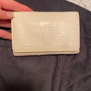 Tri-fold wallet